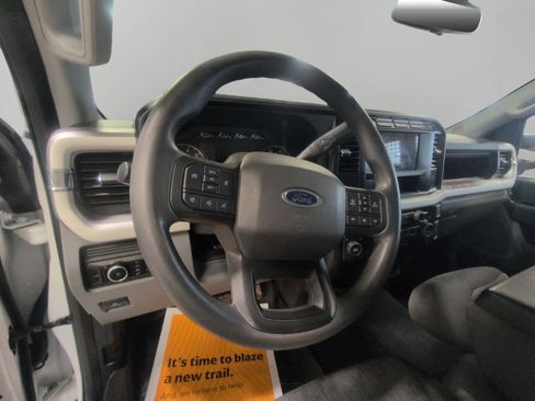 Used 2023 Ford F250 XL w/ STX Appearance Package image 12