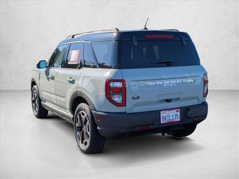 Used 2021 Ford Bronco Sport Outer Banks w/ Outer Banks Package image 8