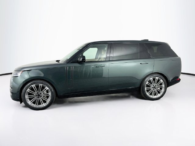 Used 2026 Land Rover Range Rover Long Wheelbase SE AWD/4WD image 8