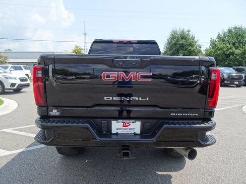 Used 2025 GMC Sierra 2500 Denali w/ Denali Reserve Package AWD/4WD image 5