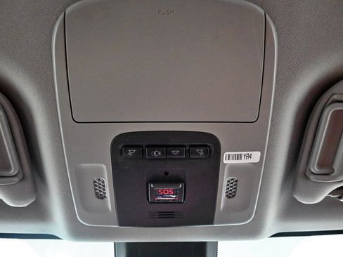 Used 2019 Toyota Camry XSE FWD image 19