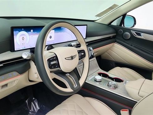 Used 2025 Genesis GV80 3.5T Prestige image 19
