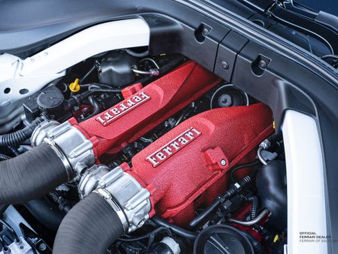 Certified 2022 Ferrari Roma image 9