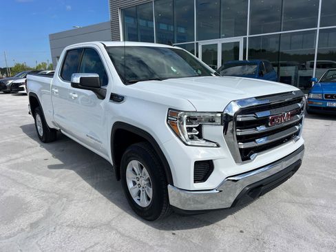 Used 2022 GMC Sierra 1500 SLE RWD image 3