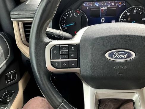 Used 2024 Ford Expedition Limited AWD/4WD image 10