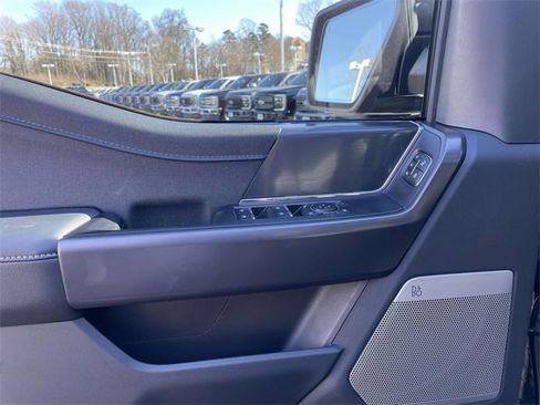 New 2025 Ford F150 Lariat w/ Equipment Group 501A Mid image 13