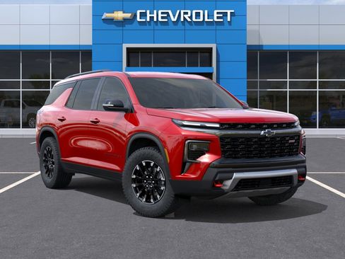 New 2026 Chevrolet Traverse Z71 w/ Driver Confidence Package AWD/4WD image 7