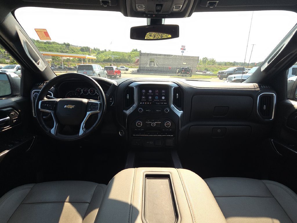 Used 2021 Chevrolet Silverado 1500 LTZ w/ Z71 Off-Road Package AWD/4WD image 30