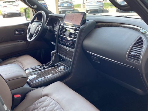 Used 2023 Nissan Armada Platinum w/ Cargo Package AWD/4WD image 34