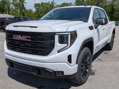 New 2026 GMC Sierra 1500 Elevation w/ Elevation Premium Package