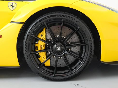 Used 2014 Ferrari LaFerrari image 61