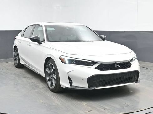 Used 2025 Honda Civic Sport Touring image 2