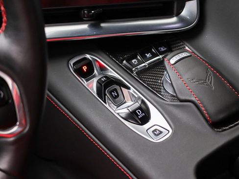 Used 2021 Chevrolet Corvette Stingray Premium Conv w/ Z51 Performance Package RWD image 40
