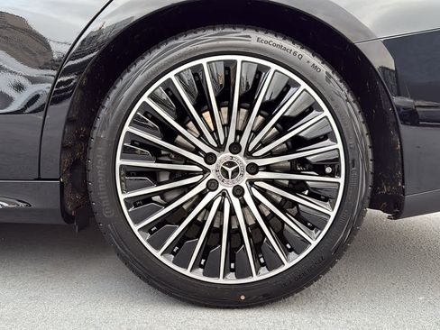 New 2026 Mercedes-Benz E 350 4MATIC Sedan image 11