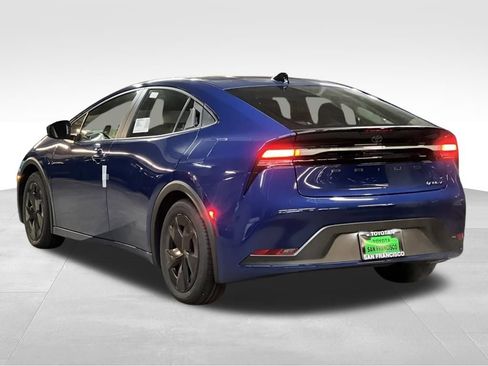 New 2026 Toyota Prius Plug-In Hybrid image 3