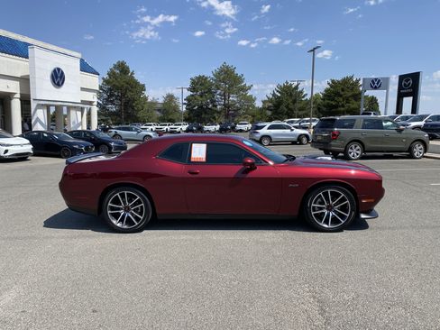 Used 2023 Dodge Challenger R/T w/ Plus Package RWD image 15