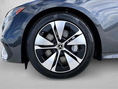 Used 2026 Mercedes-Benz E 450 4MATIC Sedan image 10