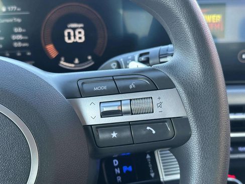 Used 2025 Hyundai Sonata SEL FWD image 29