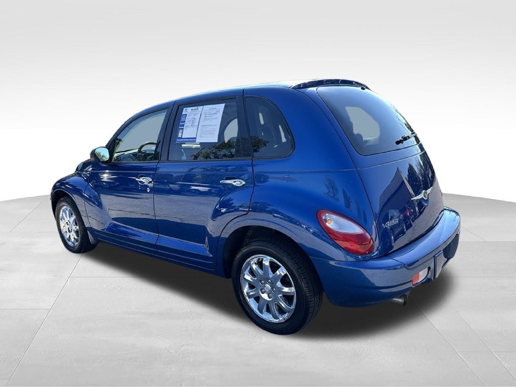 Used 2008 Chrysler PT Cruiser Touring FWD image 5