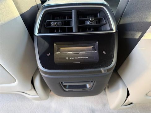 Used 2024 Lucid Air Pure image 35