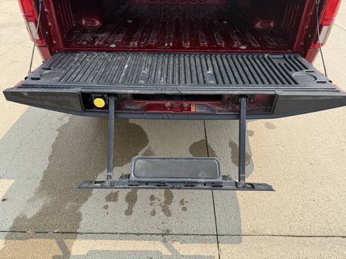 Used 2018 Ford F150 Platinum w/ Equipment Group 701A Luxury AWD/4WD image 14