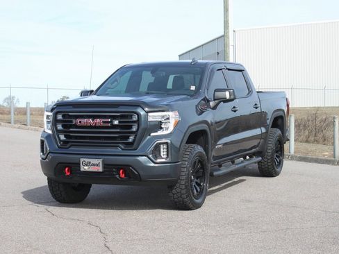 Used 2022 GMC Sierra 1500 AT4 w/ AT4 Preferred Package image 2