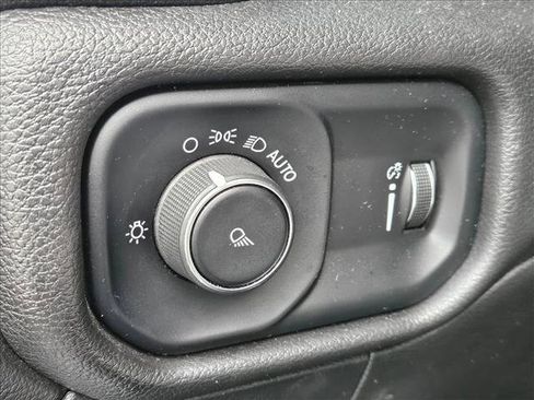 Used 2022 RAM 2500 Big Horn image 11