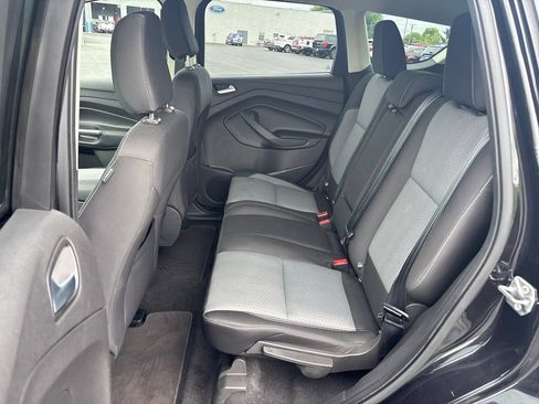 Used 2019 Ford Escape SE FWD image 23