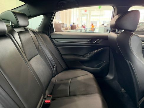 Used 2021 Honda Accord Sport image 22