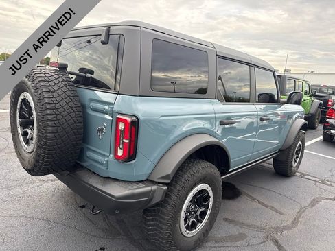 Used 2022 Ford Bronco Badlands w/ Sasquatch Package AWD/4WD image 5