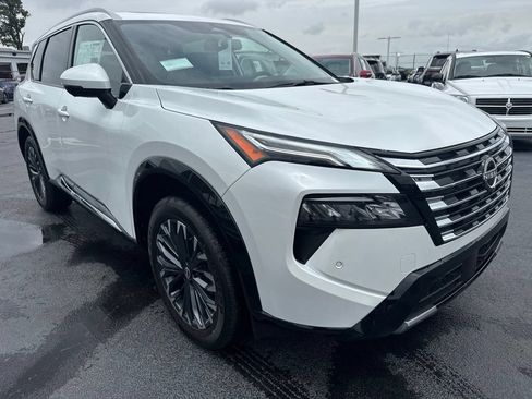 Used 2026 Nissan Rogue Platinum AWD/4WD image 7