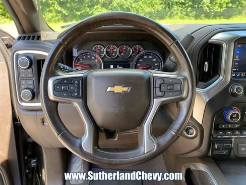 Used 2021 Chevrolet Silverado 1500 LTZ w/ LTZ Premium Package AWD/4WD image 25