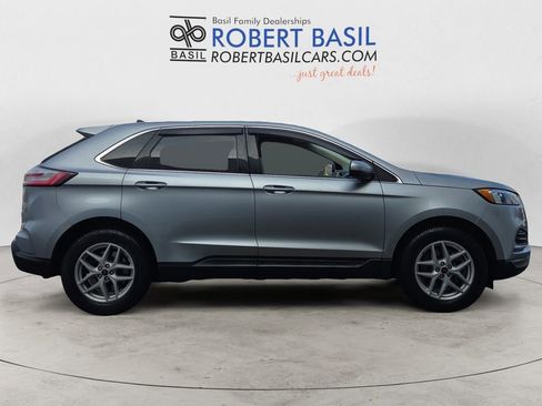 Used 2023 Ford Edge SEL image 6