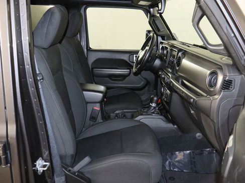 Used 2022 Jeep Wrangler Unlimited Sport w/ Sun And Sound Package image 19