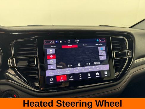 Used 2024 Dodge Durango GT image 17