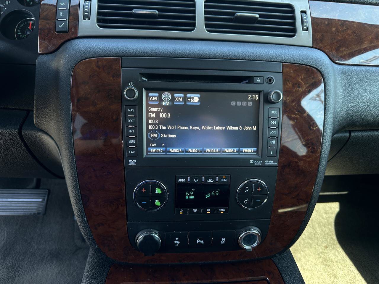 Used 2012 Chevrolet Tahoe LTZ AWD/4WD image 17