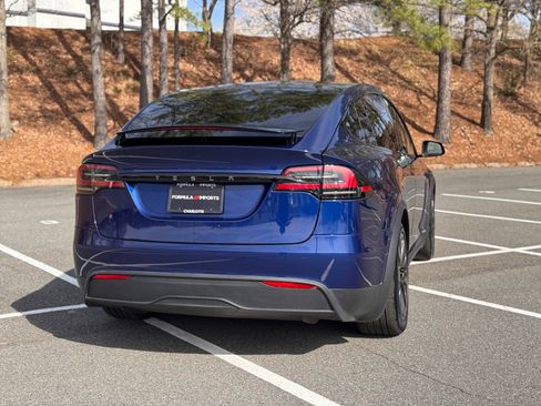 Used 2023 Tesla Model X image 11