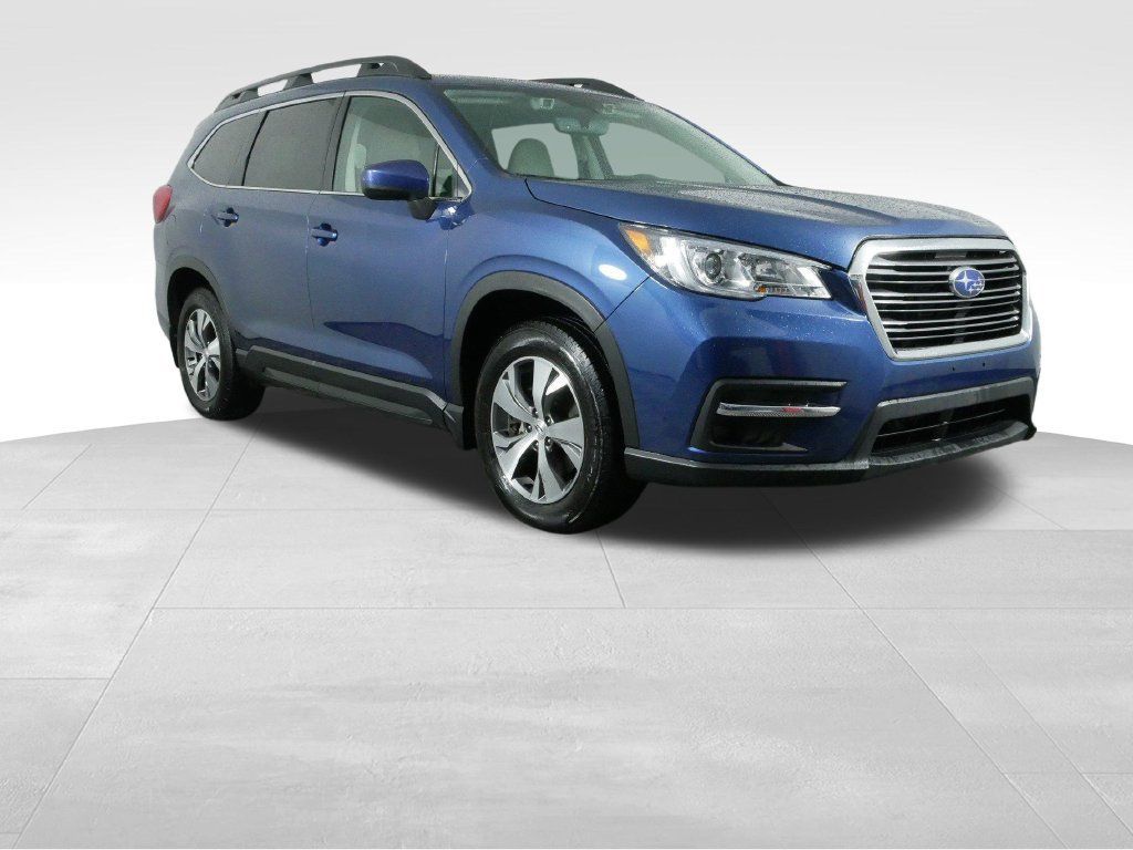 Used 2019 Subaru Ascent Premium w/ Popular Package #2 AWD/4WD image 2