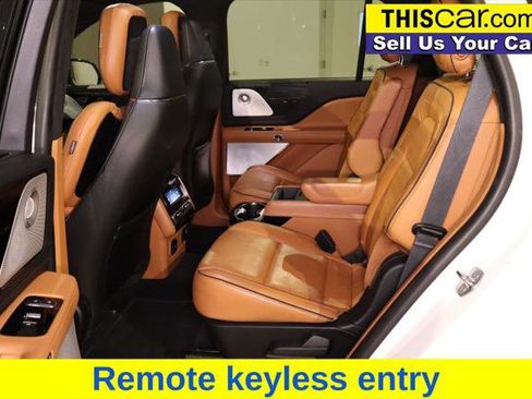 Used 2020 Lincoln Aviator Black Label w/ Dynamic Handling Package AWD/4WD image 24