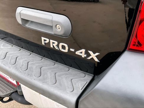 Used 2015 Nissan Xterra PRO-4X w/ Nevada Tow Package image 10