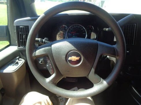 Used 2024 Chevrolet Express 2500 w/ Driver Convenience Package RWD image 15