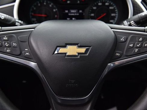 Used 2023 Chevrolet Malibu LT image 16