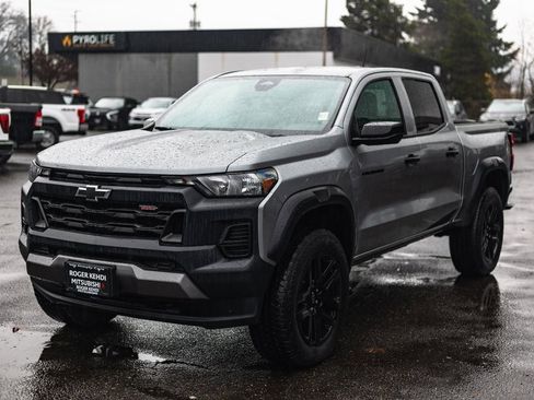 Used 2023 Chevrolet Colorado Trail Boss w/ Advanced Trailering Package image 3