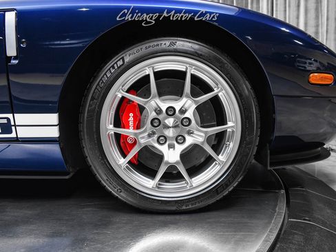 Used 2005 Ford GT image 44