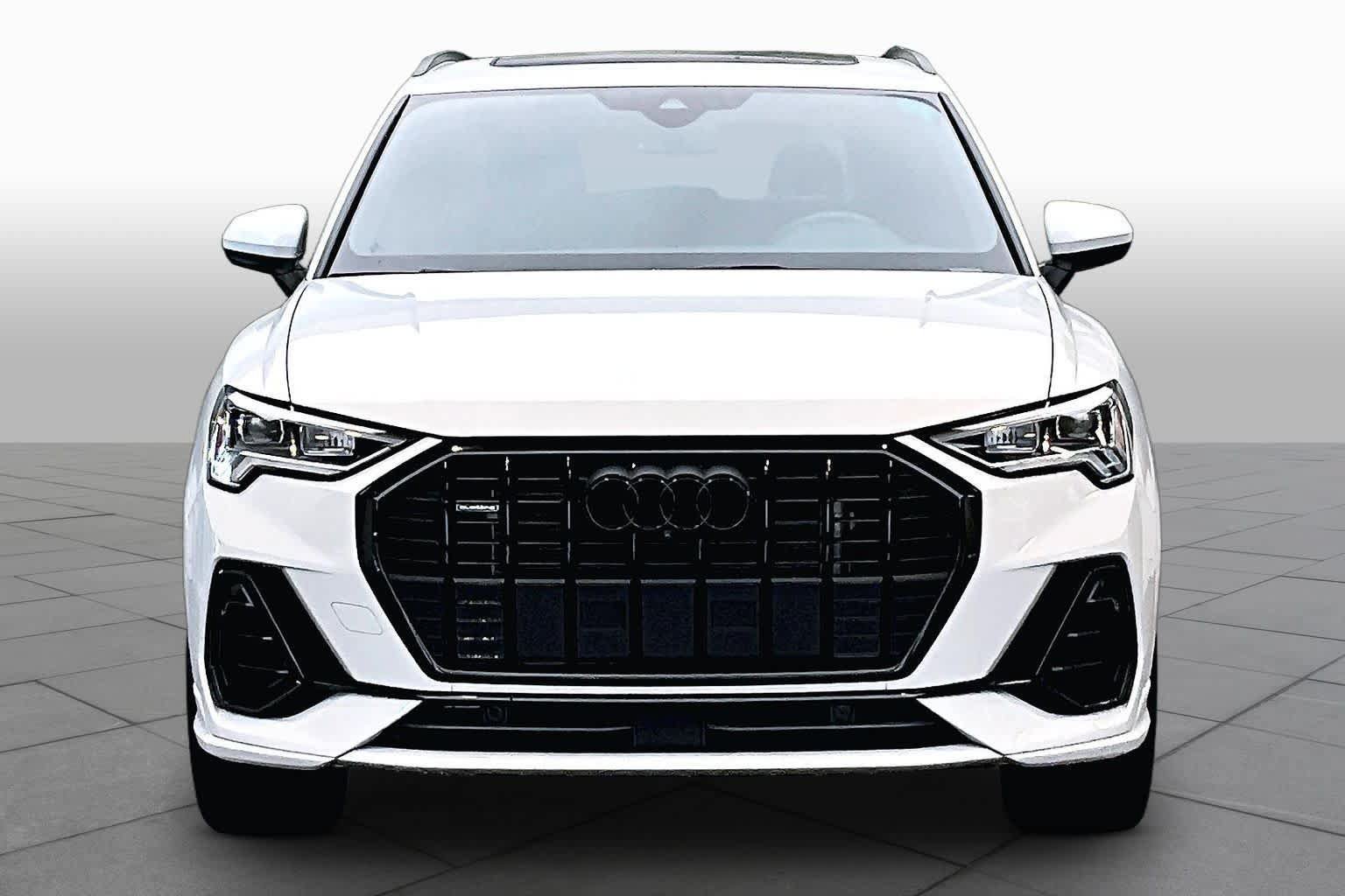 Certified 2024 Audi Q3 2.0T Premium Plus w/ Premium Plus Package AWD/4WD image 4