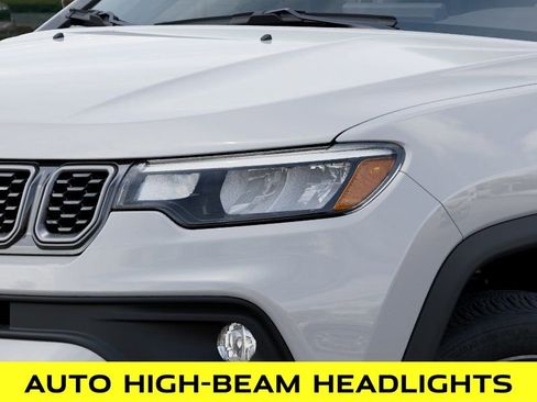 New 2026 Jeep Compass Latitude AWD/4WD image 10