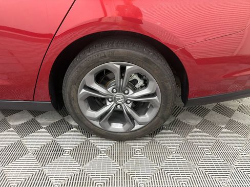 Used 2024 Honda Accord EX image 19