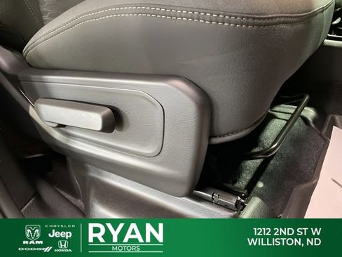 New 2026 RAM 1500 Big Horn AWD/4WD image 49