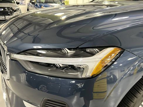 Certified 2023 Volvo XC60 B5 Ultimate w/ Climate Package AWD/4WD image 7