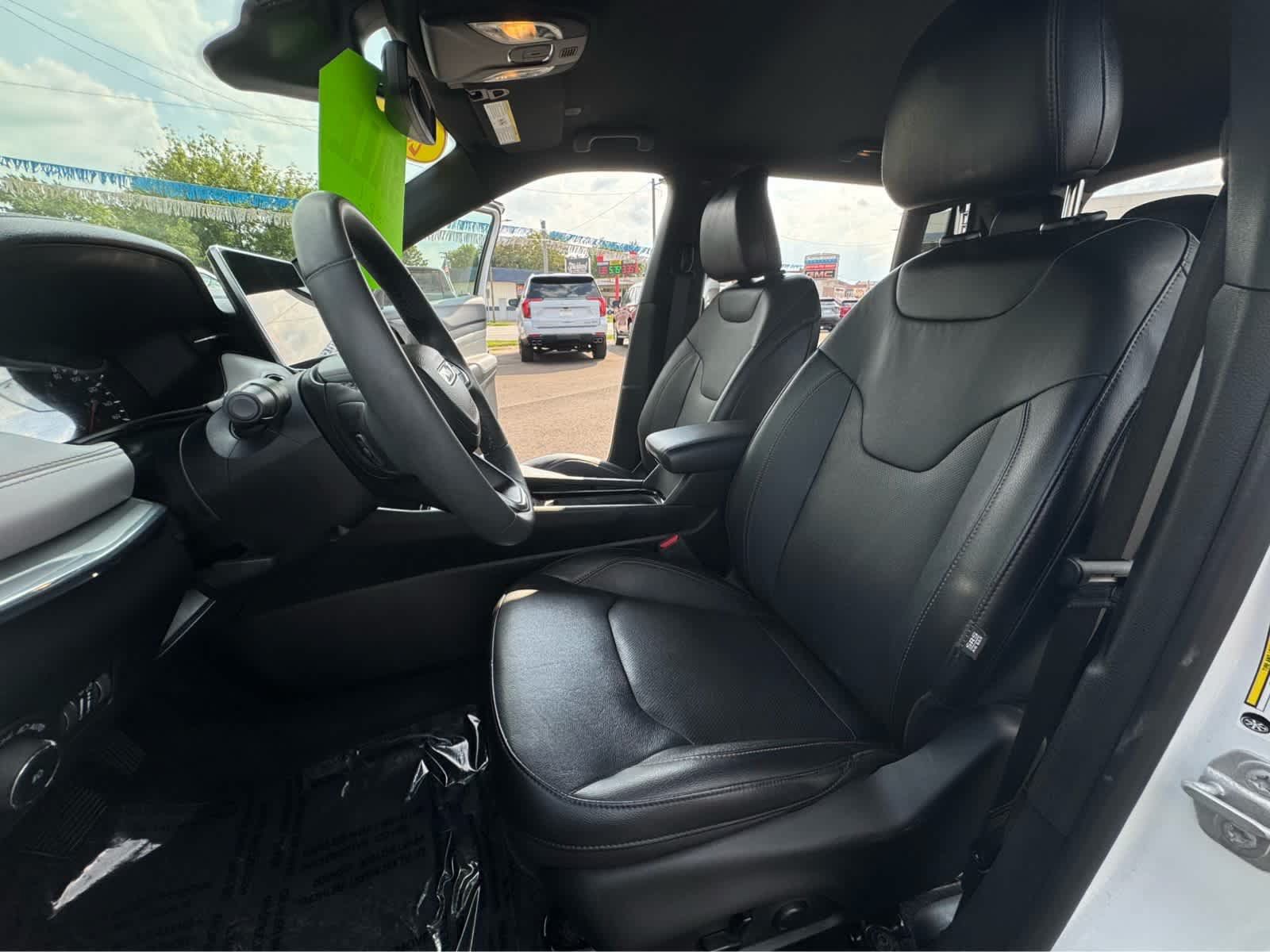 Used 2023 Jeep Compass Limited AWD/4WD image 19